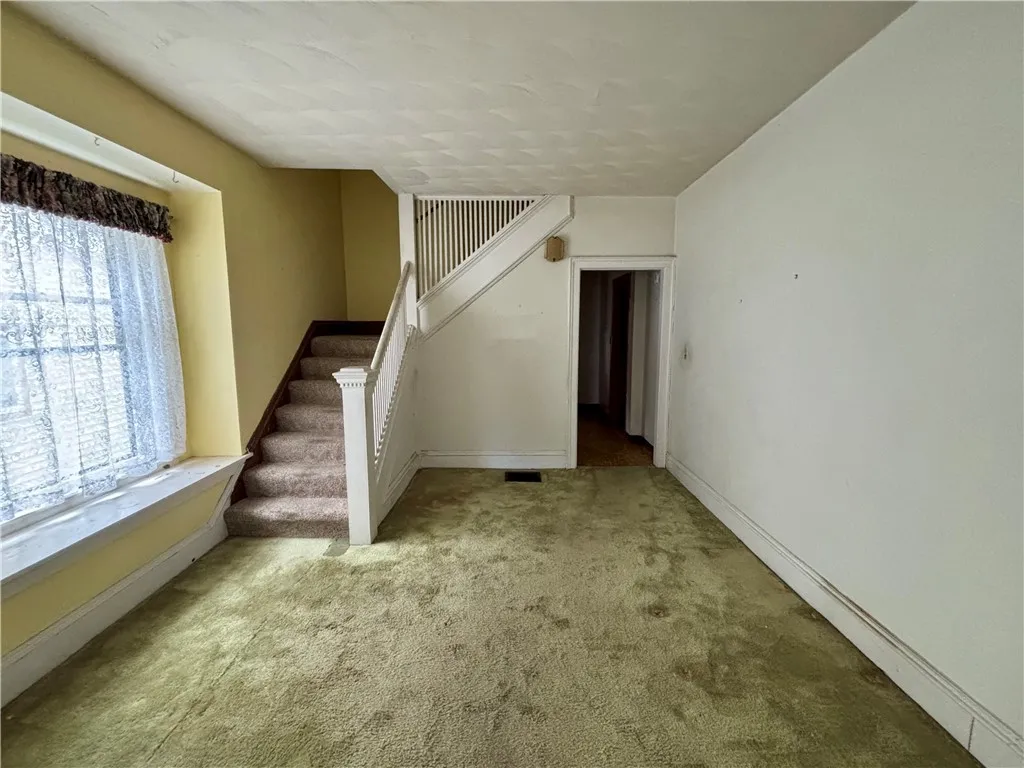 511 Pennsylvania Avenue, Elmira City, New York 149, Elmira City, New York 14904, 6 Bedrooms Bedrooms, ,2 BathroomsBathrooms,Residential,For Sale,511 Pennsylvania Avenue, Elmira City, New York 149,R1619979