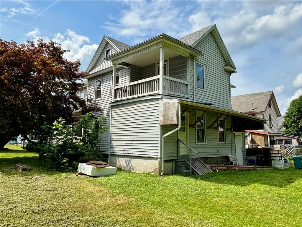 511 Pennsylvania Avenue, Elmira City, New York 149, Elmira City, New York 14904, 6 Bedrooms Bedrooms, ,2 BathroomsBathrooms,Residential,For Sale,511 Pennsylvania Avenue, Elmira City, New York 149,R1619979