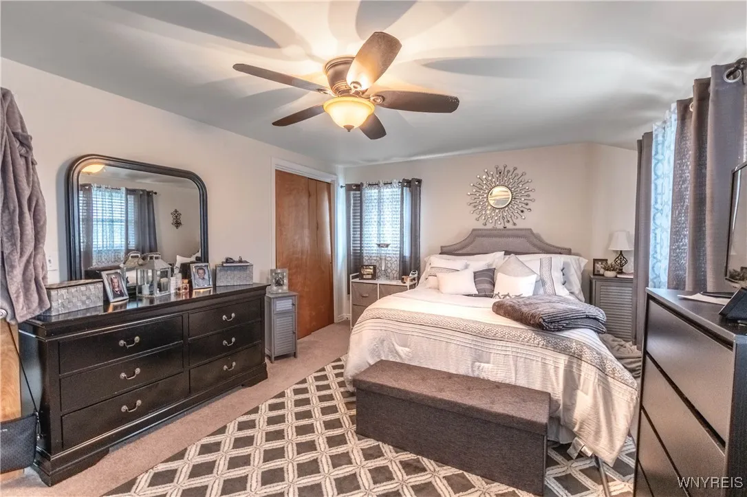 6500 Nash Road, Wheatfield, New York 14120, Wheatfield, New York 14120, 4 Bedrooms Bedrooms, ,2 BathroomsBathrooms,Residential,For Sale,6500 Nash Road, Wheatfield, New York 14120,B1619912