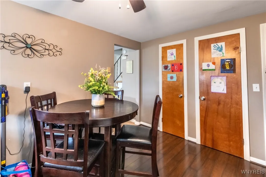 6500 Nash Road, Wheatfield, New York 14120, Wheatfield, New York 14120, 4 Bedrooms Bedrooms, ,2 BathroomsBathrooms,Residential,For Sale,6500 Nash Road, Wheatfield, New York 14120,B1619912