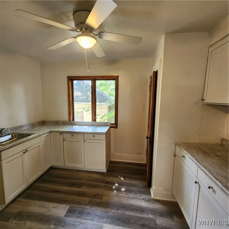33 Argus Street, Buffalo, New York 14207, Buffalo, New York 14207, 3 Bedrooms Bedrooms, 8 Rooms Rooms,1 BathroomBathrooms,Residential,For Sale,33 Argus Street, Buffalo, New York 14207,B1620017