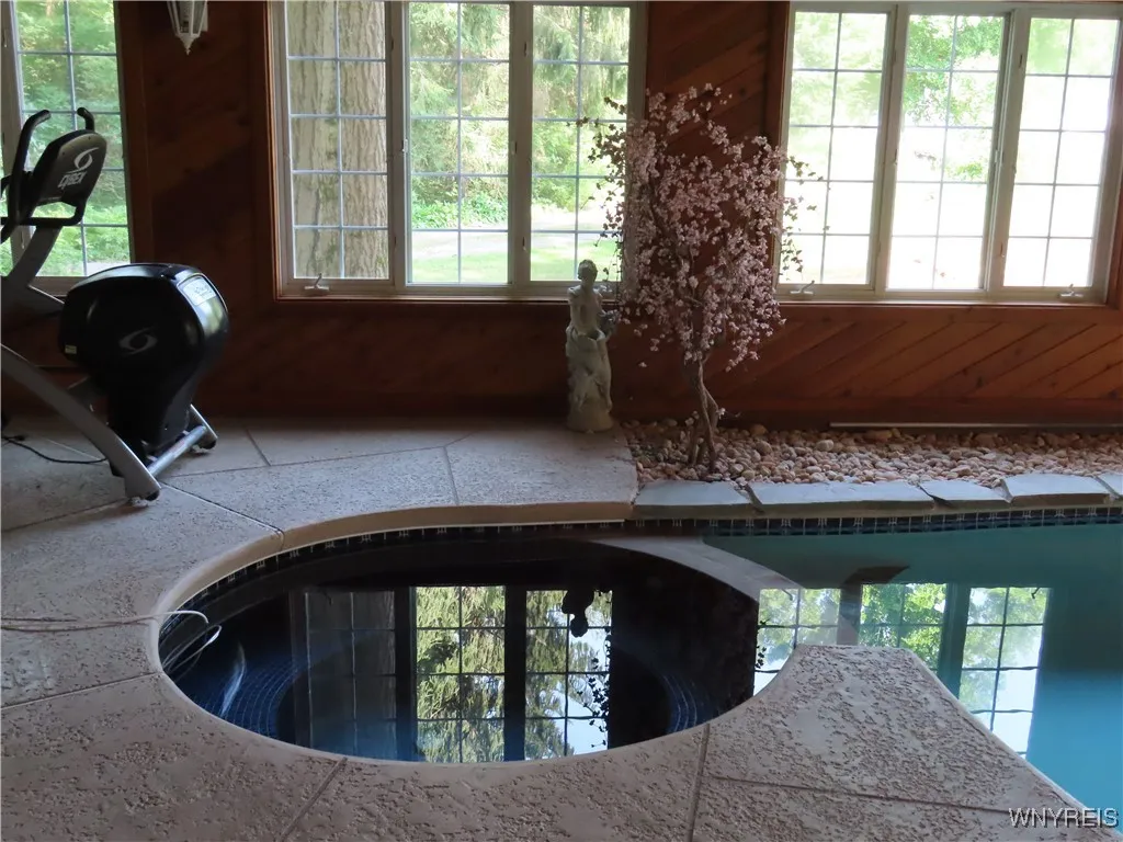 Hot tub