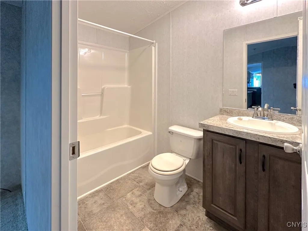 Bathroom #2