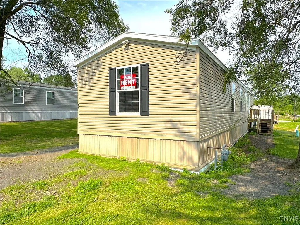 Lot #207 : 8120 Seneca Tpke, Kirkland, New York 13, Kirkland, New York 13323, 3 Bedrooms Bedrooms, 5 Rooms Rooms,2 BathroomsBathrooms,Residential,Closed,Lot #207 : 8120 Seneca Tpke, Kirkland, New York 13,S1619785