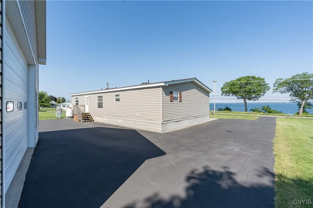 32578 State Route 12e, Cape Vincent, New York 1361, Cape Vincent, New York 13618, 3 Bedrooms Bedrooms, 6 Rooms Rooms,2 BathroomsBathrooms,Residential,For Sale,32578 State Route 12e, Cape Vincent, New York 1361,S1620037