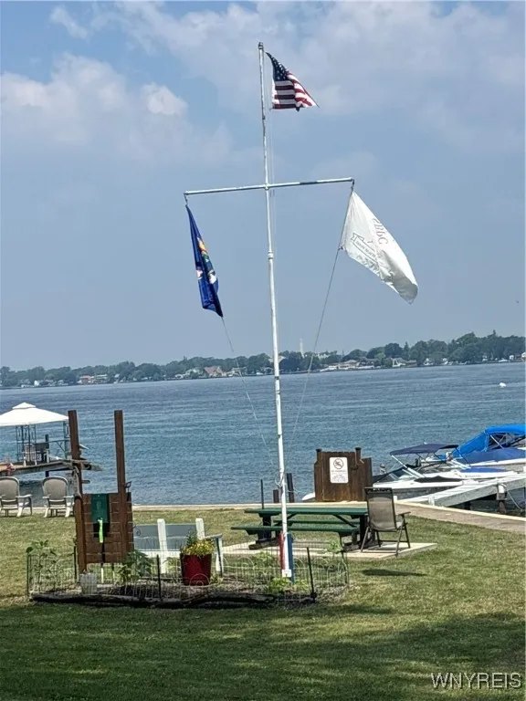 3555 Wallace Drive, Grand Island, New York 14072, Grand Island, New York 14072, 3 Bedrooms Bedrooms, 7 Rooms Rooms,1 BathroomBathrooms,Residential,Closed,3555 Wallace Drive, Grand Island, New York 14072,0,B1620062