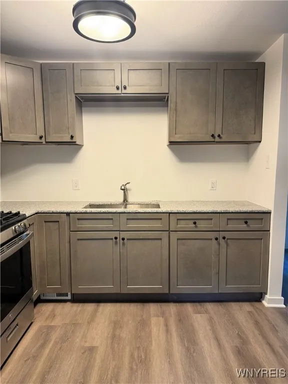 Eat-In Kitchen