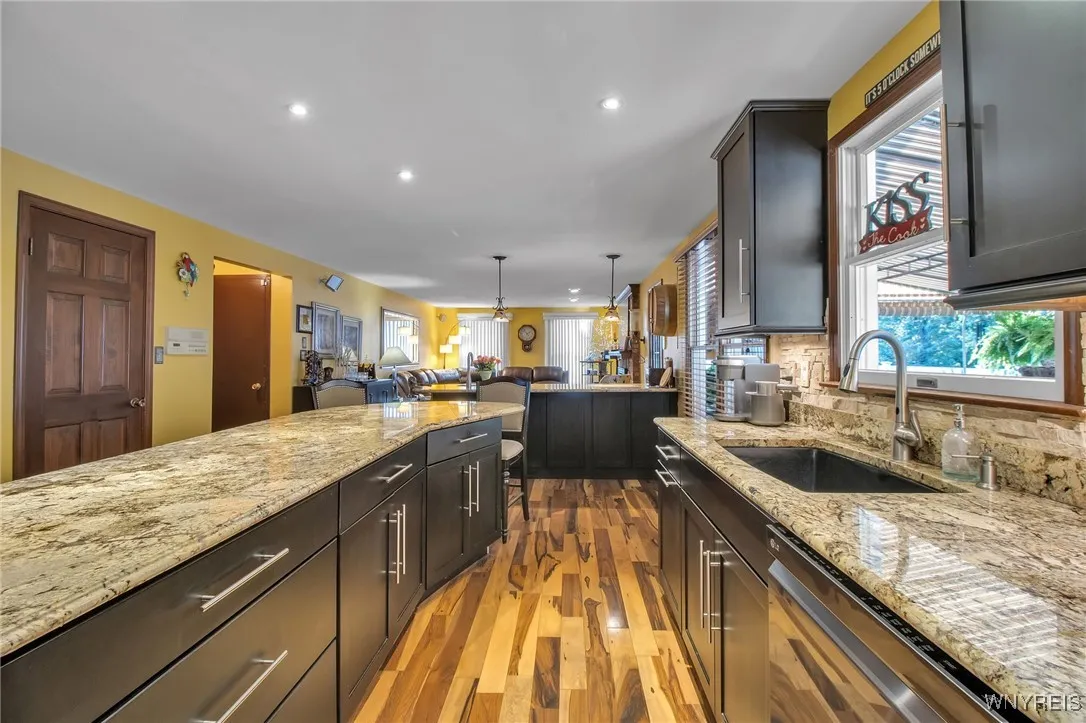 7 Shalamar Court, Amherst, New York 14068, Amherst, New York 14068, 4 Bedrooms Bedrooms, 8 Rooms Rooms,2 BathroomsBathrooms,Residential,Closed,7 Shalamar Court, Amherst, New York 14068,0,B1620152