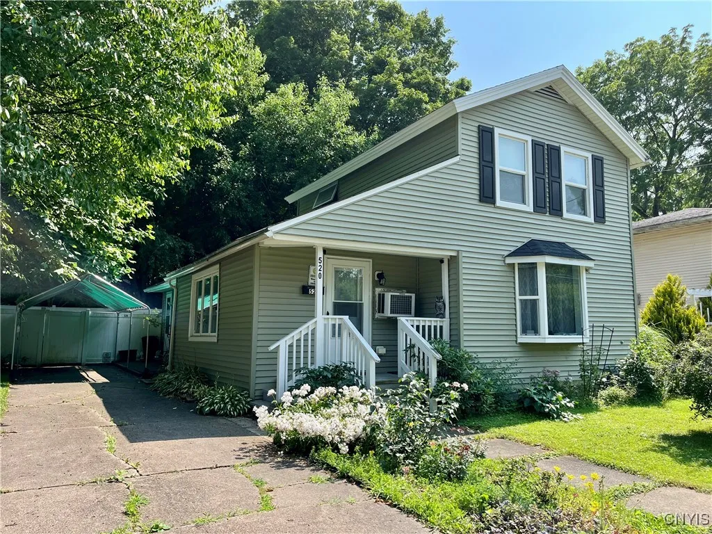 520 Seneca Street, Fulton, New York 13069, Fulton, New York 13069, 3 Bedrooms Bedrooms, 7 Rooms Rooms,1 BathroomBathrooms,Residential,For Sale,520 Seneca Street, Fulton, New York 13069,S1619961