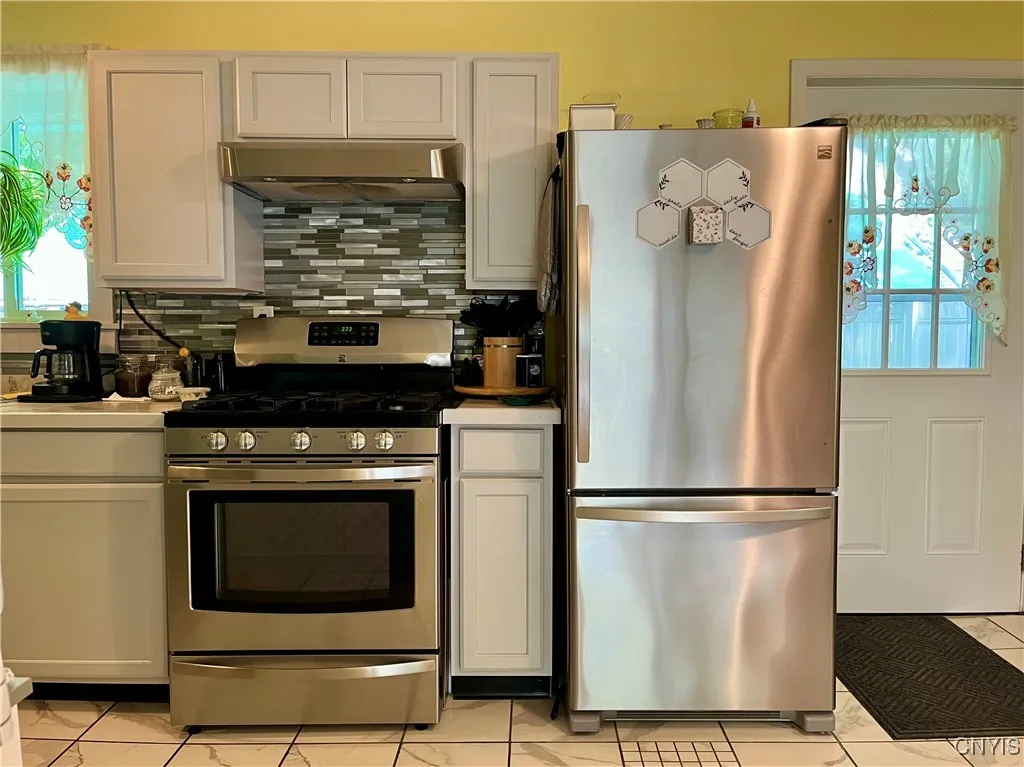 520 Seneca Street, Fulton, New York 13069, Fulton, New York 13069, 3 Bedrooms Bedrooms, 7 Rooms Rooms,1 BathroomBathrooms,Residential,For Sale,520 Seneca Street, Fulton, New York 13069,S1619961