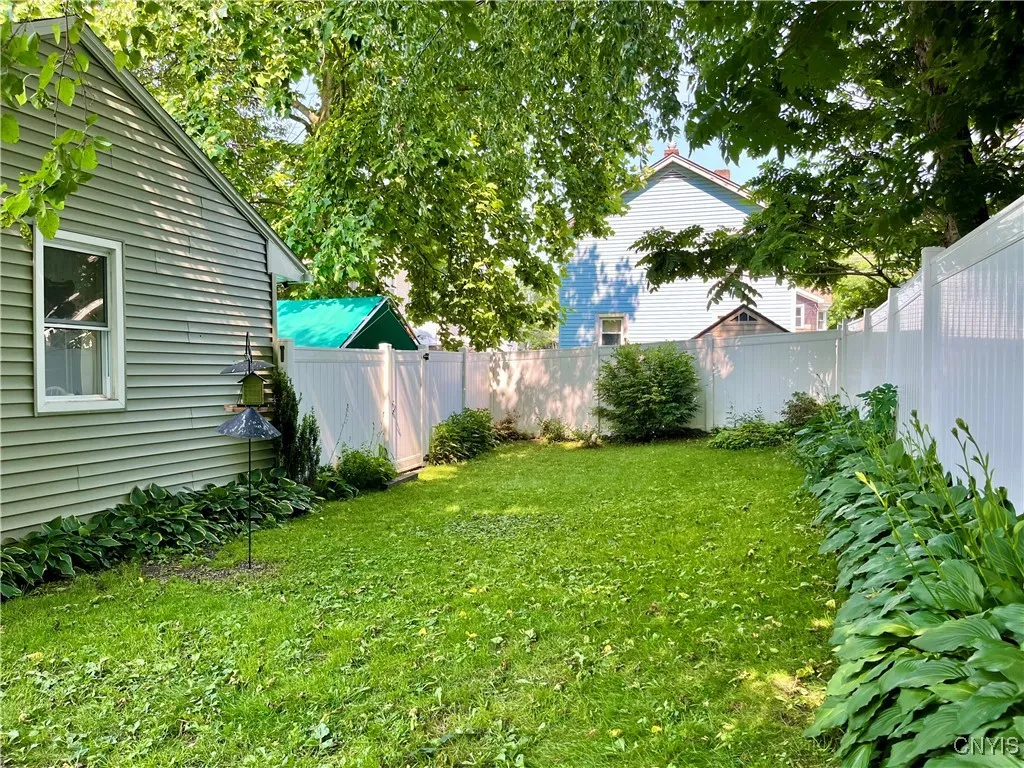 520 Seneca Street, Fulton, New York 13069, Fulton, New York 13069, 3 Bedrooms Bedrooms, 7 Rooms Rooms,1 BathroomBathrooms,Residential,For Sale,520 Seneca Street, Fulton, New York 13069,S1619961