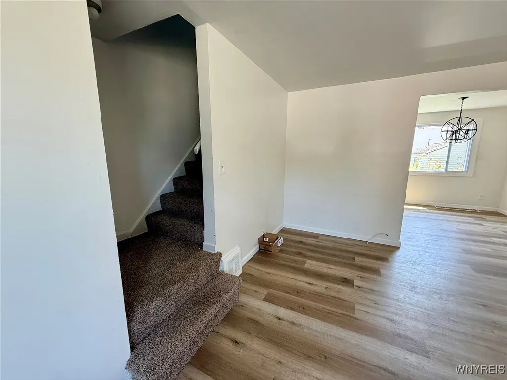 7 Bennett Village, Buffalo, New York 14214, Buffalo, New York 14214, 3 Bedrooms Bedrooms, 6 Rooms Rooms,1 BathroomBathrooms,Residential Lease,For Rent,7 Bennett Village, Buffalo, New York 14214,B1618792