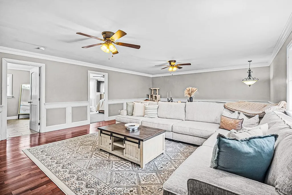2 Beechnut, Whitestown, New York 13492, Whitestown, New York 13492, 4 Bedrooms Bedrooms, 7 Rooms Rooms,2 BathroomsBathrooms,Residential,Closed,2 Beechnut, Whitestown, New York 13492,0,S1619470