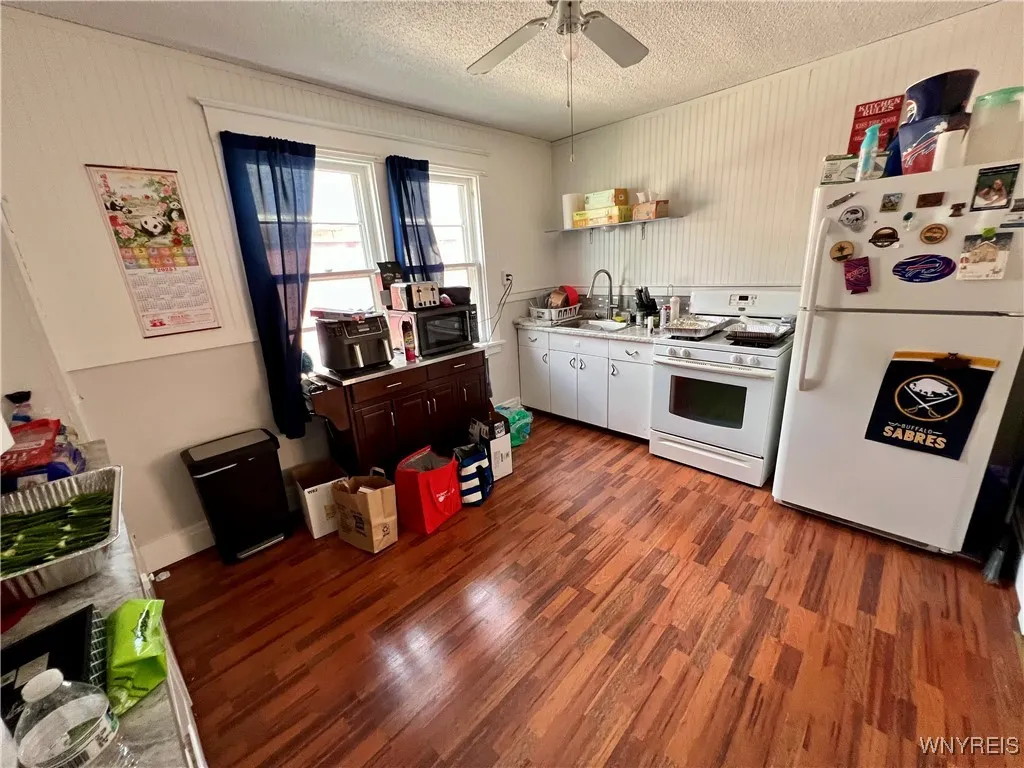 55 Harding Road, Buffalo, New York 14220, Buffalo, New York 14220, 4 Bedrooms Bedrooms, ,2 BathroomsBathrooms,Residential,For Sale,55 Harding Road, Buffalo, New York 14220,B1615408