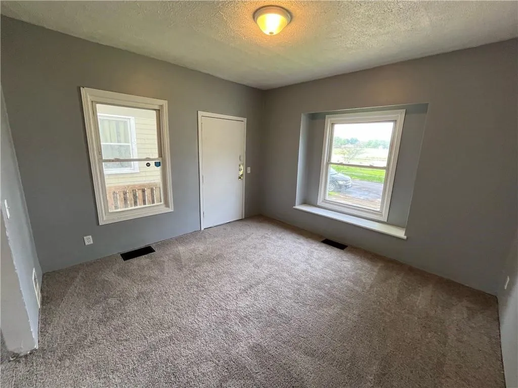 66-68 Ackerman Street, Rochester, New York 14609, Rochester, New York 14609, 4 Bedrooms Bedrooms, ,2 BathroomsBathrooms,Residential,Closed,66-68 Ackerman Street, Rochester, New York 14609,0,R1620096