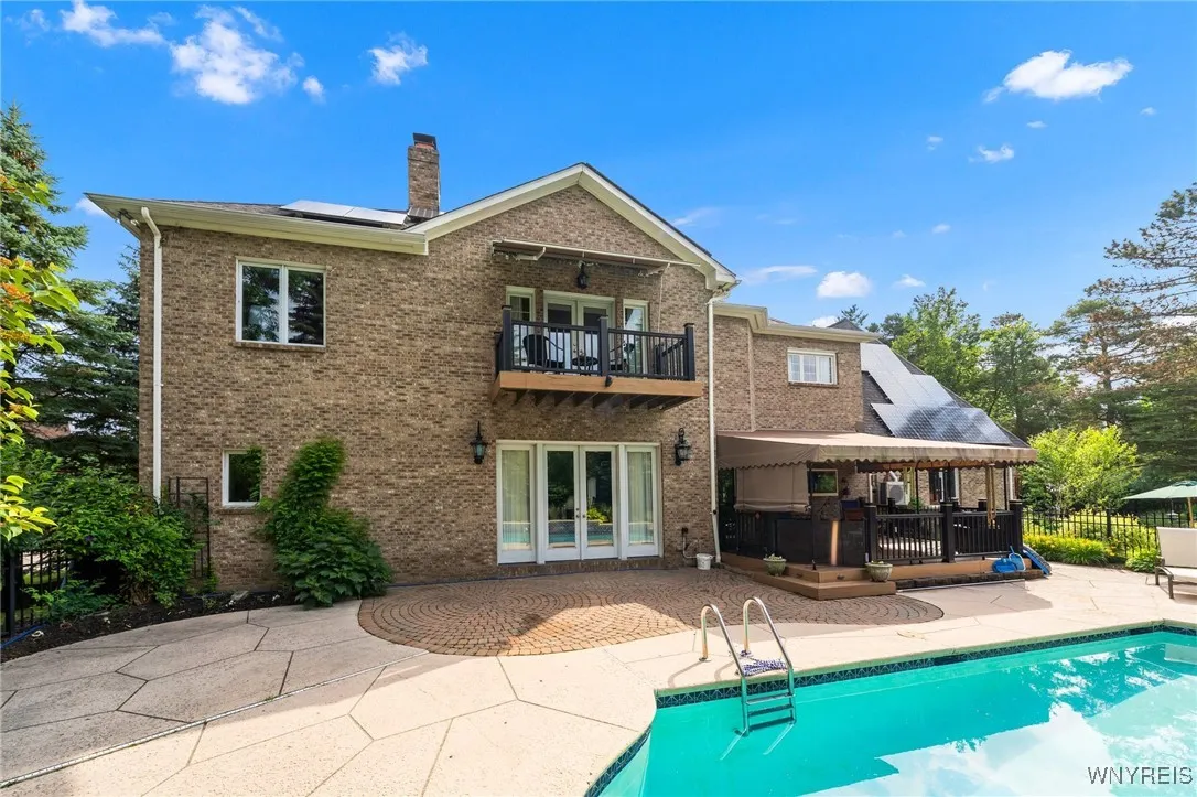 7 The Hamlet, Amherst, New York 14051, Amherst, New York 14051, 5 Bedrooms Bedrooms, 16 Rooms Rooms,4 BathroomsBathrooms,Residential,Closed,7 The Hamlet, Amherst, New York 14051,0,B1620302