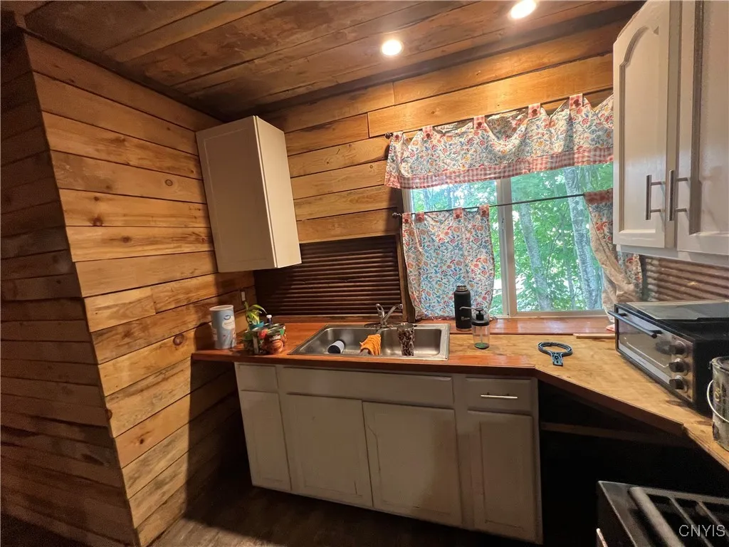 3221 County Route 49, Norfolk, New York 13667, Norfolk, New York 13667, 2 Bedrooms Bedrooms, 5 Rooms Rooms,1 BathroomBathrooms,Residential,For Sale,3221 County Route 49, Norfolk, New York 13667,S1620201