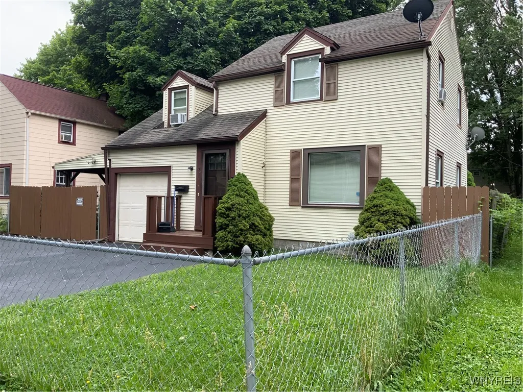 81 Dorbeth, Rochester, New York 14621, Rochester, New York 14621, 3 Bedrooms Bedrooms, 6 Rooms Rooms,1 BathroomBathrooms,Residential,For Sale,81 Dorbeth, Rochester, New York 14621,B1620282