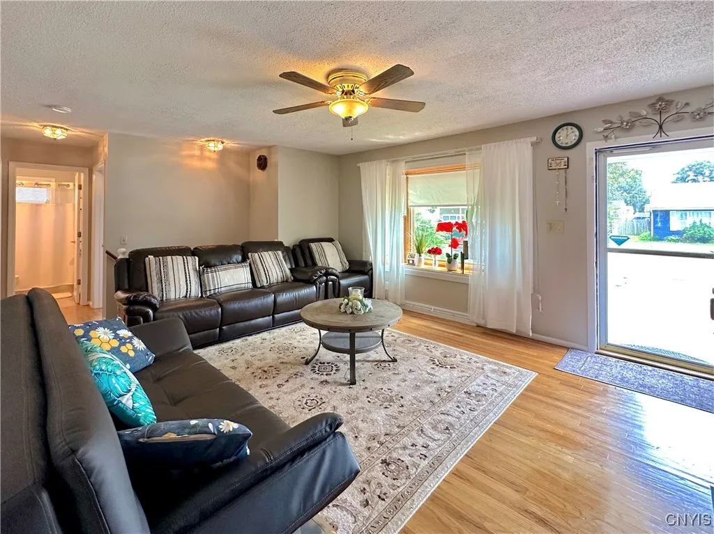 439 Van Dyke Road, Utica, New York 13502, Utica, New York 13502, 3 Bedrooms Bedrooms, 9 Rooms Rooms,2 BathroomsBathrooms,Residential,For Sale,439 Van Dyke Road, Utica, New York 13502,S1619815