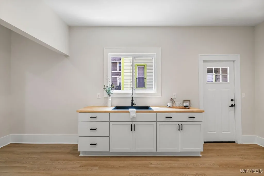 145 14th Street, Buffalo, New York 14213, Buffalo, New York 14213, 3 Bedrooms Bedrooms, ,2 BathroomsBathrooms,Residential,For Sale,145 14th Street, Buffalo, New York 14213,B1620145