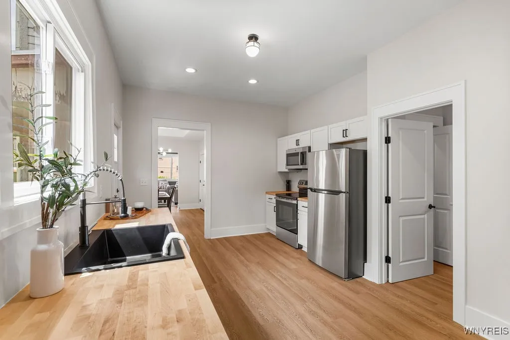 145 14th Street, Buffalo, New York 14213, Buffalo, New York 14213, 3 Bedrooms Bedrooms, ,2 BathroomsBathrooms,Residential,For Sale,145 14th Street, Buffalo, New York 14213,B1620145
