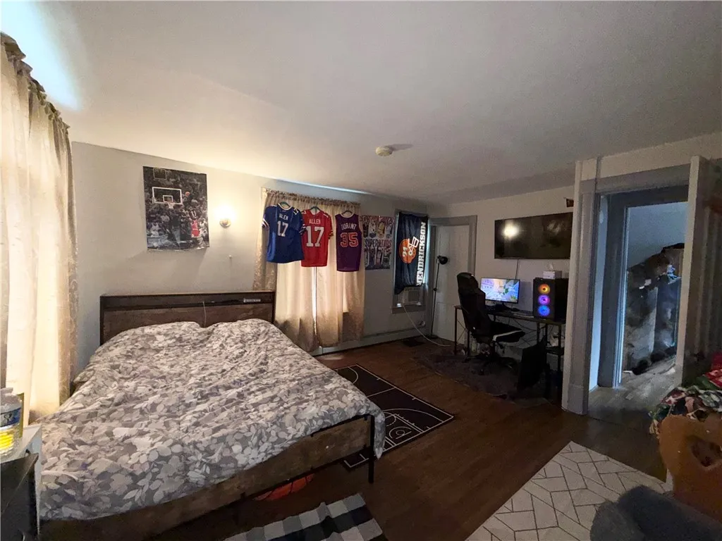 8 Church Street, Waterloo, New York 13165, Waterloo, New York 13165, 3 Bedrooms Bedrooms, 7 Rooms Rooms,1 BathroomBathrooms,Residential,Closed,8 Church Street, Waterloo, New York 13165,0,R1619282