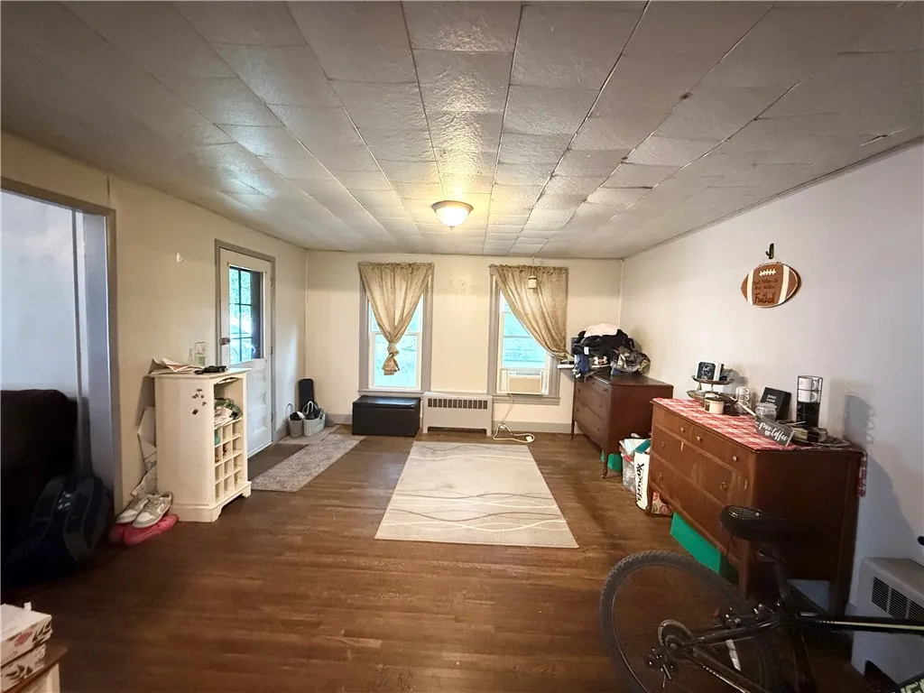 8 Church Street, Waterloo, New York 13165, Waterloo, New York 13165, 3 Bedrooms Bedrooms, 7 Rooms Rooms,1 BathroomBathrooms,Residential,Closed,8 Church Street, Waterloo, New York 13165,0,R1619282