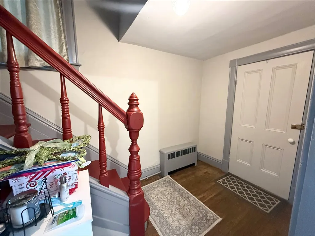 8 Church Street, Waterloo, New York 13165, Waterloo, New York 13165, 3 Bedrooms Bedrooms, 7 Rooms Rooms,1 BathroomBathrooms,Residential,Closed,8 Church Street, Waterloo, New York 13165,0,R1619282