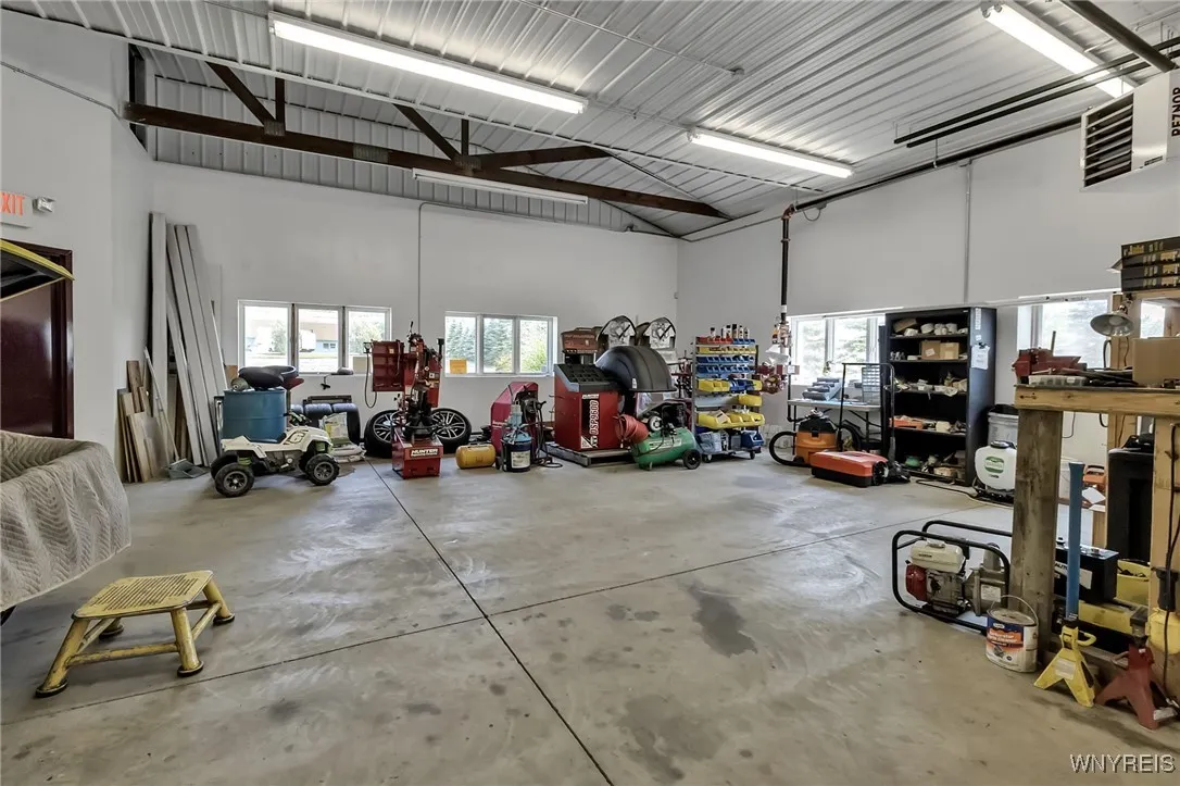 7120 Seneca Street, Elma, New York 14059, Elma, New York 14059, ,Commercial Lease,For Rent,7120 Seneca Street, Elma, New York 14059,0,B1620481