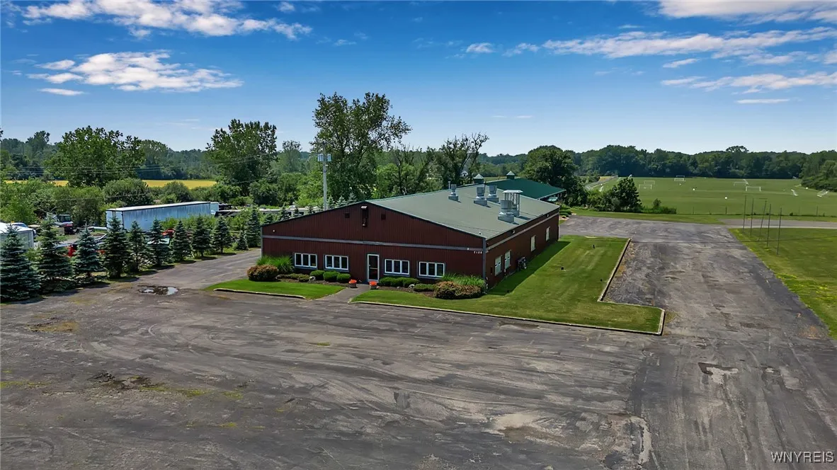 7120 Seneca Street, Elma, New York 14059, Elma, New York 14059, ,Commercial Lease,For Rent,7120 Seneca Street, Elma, New York 14059,0,B1620481