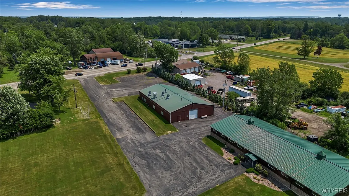 7120 Seneca Street, Elma, New York 14059, Elma, New York 14059, ,Commercial Lease,For Rent,7120 Seneca Street, Elma, New York 14059,0,B1620481