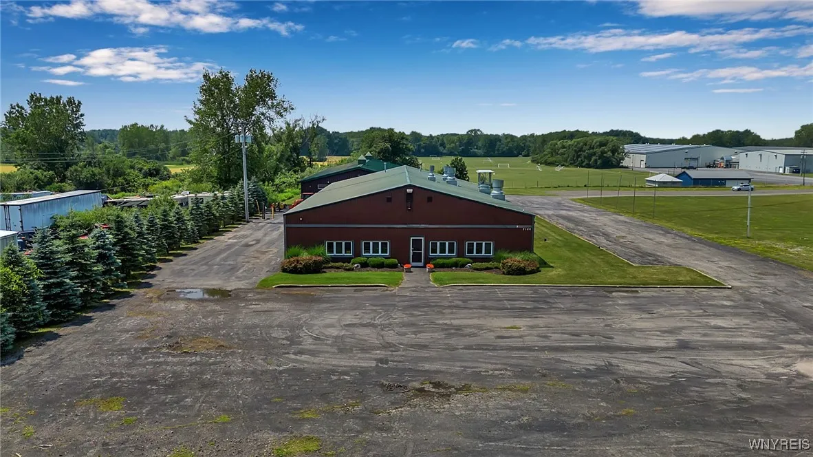 7120 Seneca Street, Elma, New York 14059, Elma, New York 14059, ,Commercial Lease,For Rent,7120 Seneca Street, Elma, New York 14059,0,B1620481