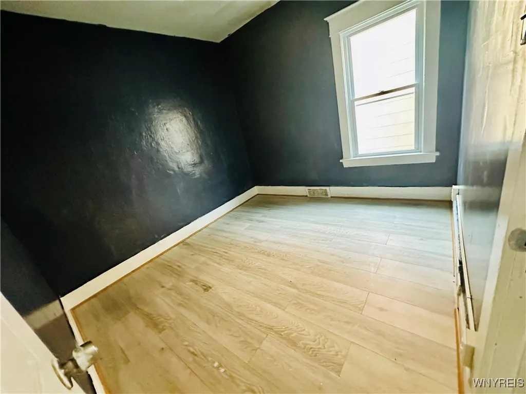 67 Holmes Street, Buffalo, New York 14207, Buffalo, New York 14207, 6 Bedrooms Bedrooms, ,2 BathroomsBathrooms,Residential,For Sale,67 Holmes Street, Buffalo, New York 14207,B1620553