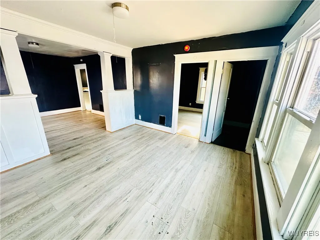 67 Holmes Street, Buffalo, New York 14207, Buffalo, New York 14207, 6 Bedrooms Bedrooms, ,2 BathroomsBathrooms,Residential,For Sale,67 Holmes Street, Buffalo, New York 14207,B1620553
