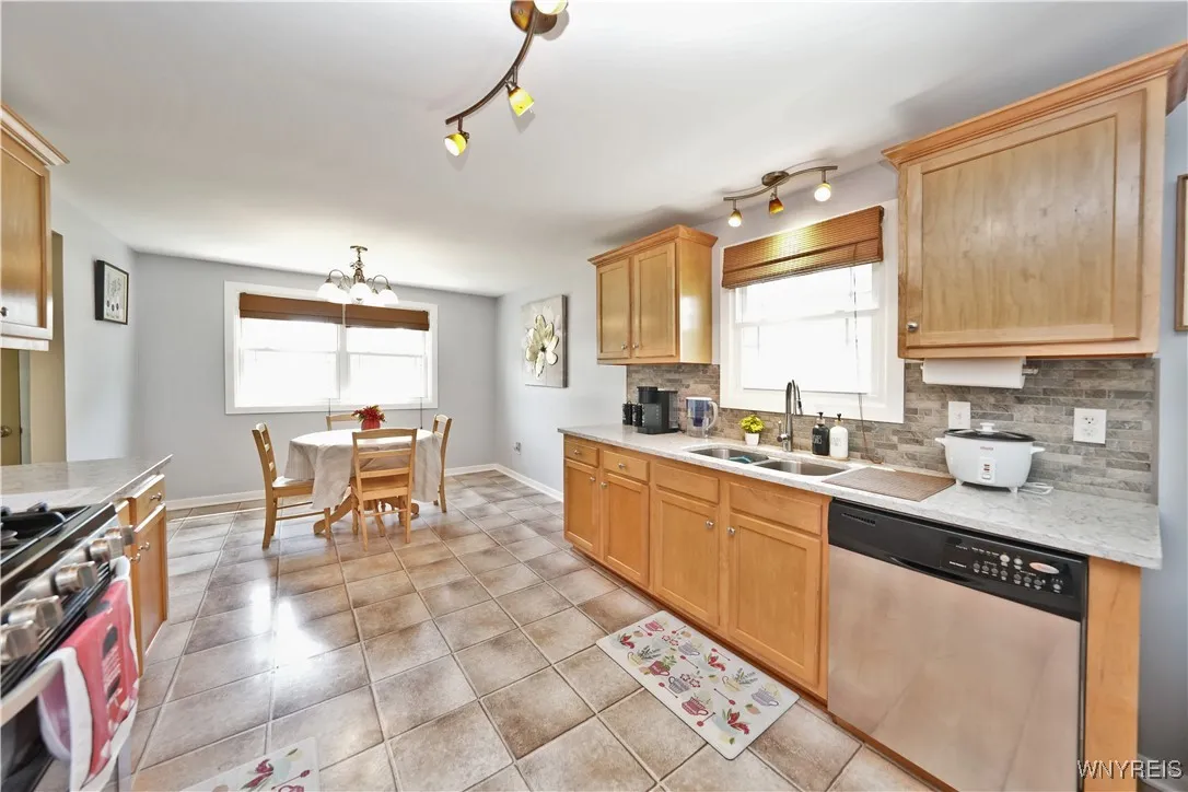 860 George Urban Boulevard, Cheektowaga, New York, Cheektowaga, New York 14225, 3 Bedrooms Bedrooms, 8 Rooms Rooms,2 BathroomsBathrooms,Residential,For Sale,860 George Urban Boulevard, Cheektowaga, New York ,B1619987