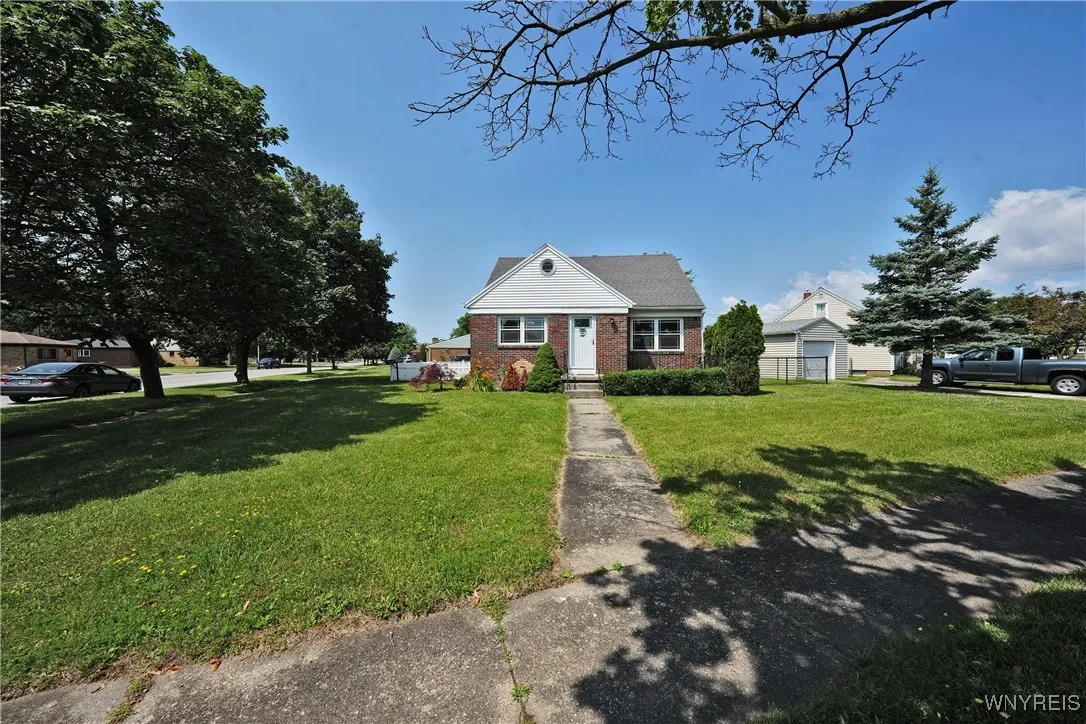 860 George Urban Boulevard, Cheektowaga, New York, Cheektowaga, New York 14225, 3 Bedrooms Bedrooms, 8 Rooms Rooms,2 BathroomsBathrooms,Residential,For Sale,860 George Urban Boulevard, Cheektowaga, New York ,B1619987
