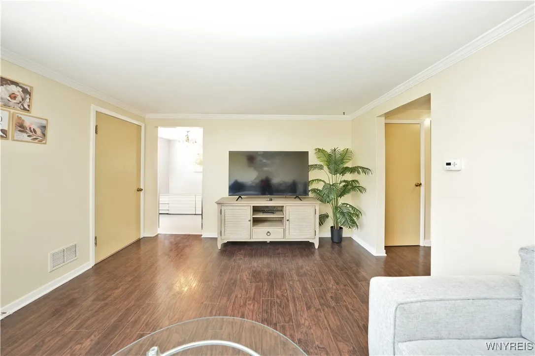 860 George Urban Boulevard, Cheektowaga, New York, Cheektowaga, New York 14225, 3 Bedrooms Bedrooms, 8 Rooms Rooms,2 BathroomsBathrooms,Residential,For Sale,860 George Urban Boulevard, Cheektowaga, New York ,B1619987