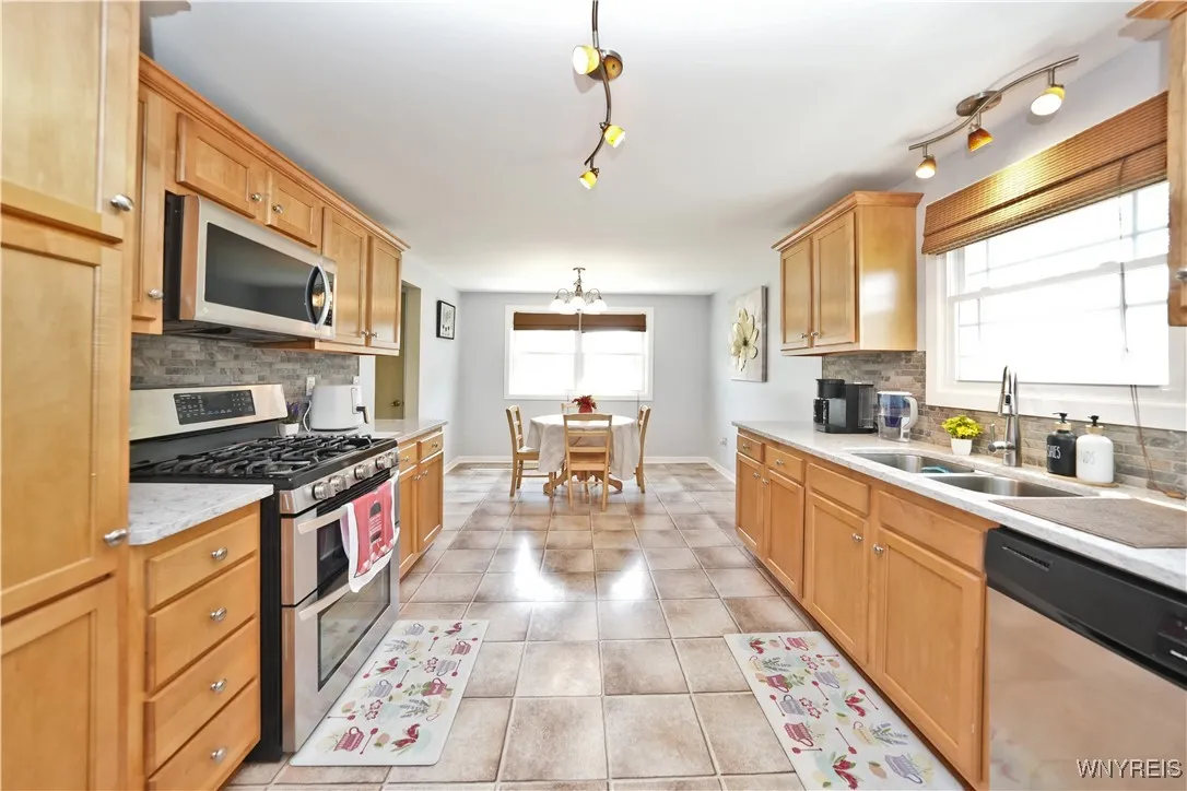860 George Urban Boulevard, Cheektowaga, New York, Cheektowaga, New York 14225, 3 Bedrooms Bedrooms, 8 Rooms Rooms,2 BathroomsBathrooms,Residential,For Sale,860 George Urban Boulevard, Cheektowaga, New York ,B1619987