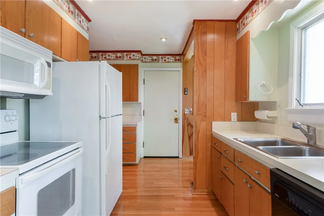 133 Arnold Thompson Drive, Erwin, New York 14870, Erwin, New York 14870, 2 Bedrooms Bedrooms, 5 Rooms Rooms,1 BathroomBathrooms,Residential,Closed,133 Arnold Thompson Drive, Erwin, New York 14870,R1619181