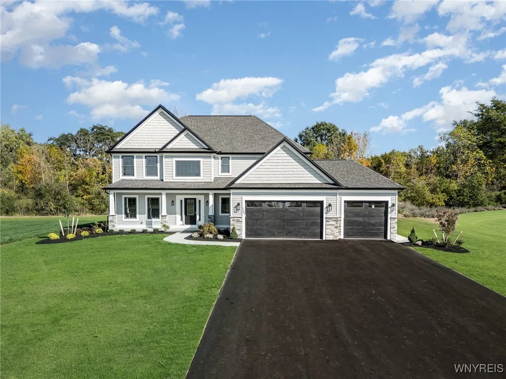 5201 Kandefer's Trail, Clarence, New York 14221, Clarence, New York 14221, 4 Bedrooms Bedrooms, 9 Rooms Rooms,2 BathroomsBathrooms,Residential,For Sale,5201 Kandefer's Trail, Clarence, New York 14221,0,B1616561