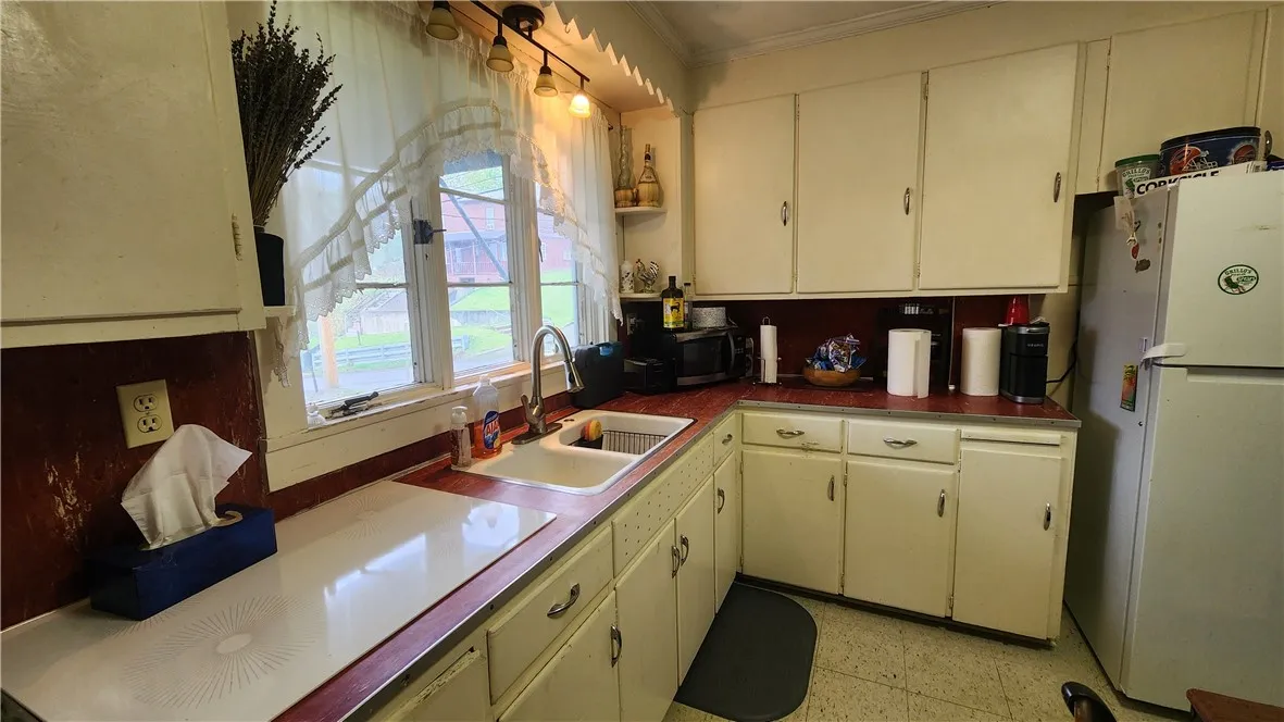 Apt 1- Kitchen