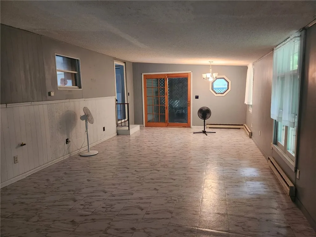 entry room