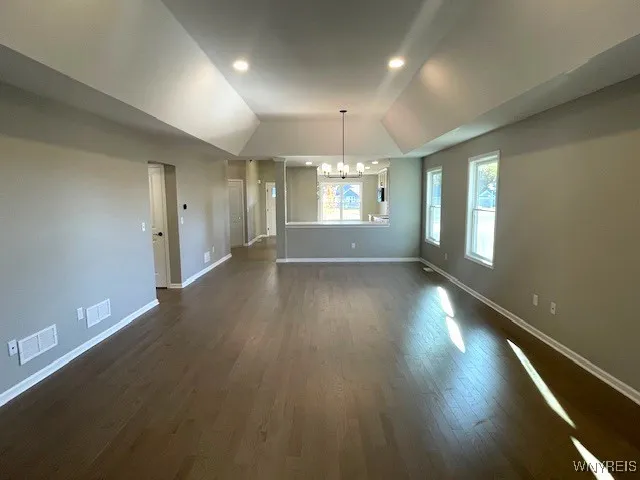 Tray ceiling in Living/dining room area