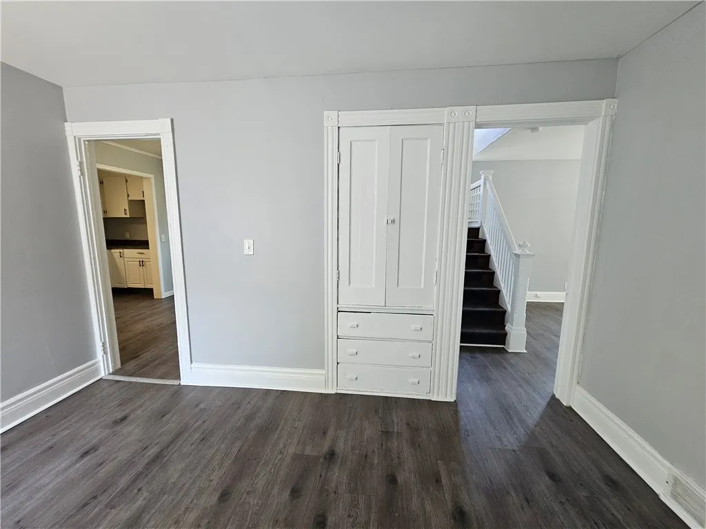154 Jackson Street, Batavia City, New York 14020, Batavia City, New York 14020, 4 Bedrooms Bedrooms, 10 Rooms Rooms,1 BathroomBathrooms,Residential,Closed,154 Jackson Street, Batavia City, New York 14020,0,R1620555