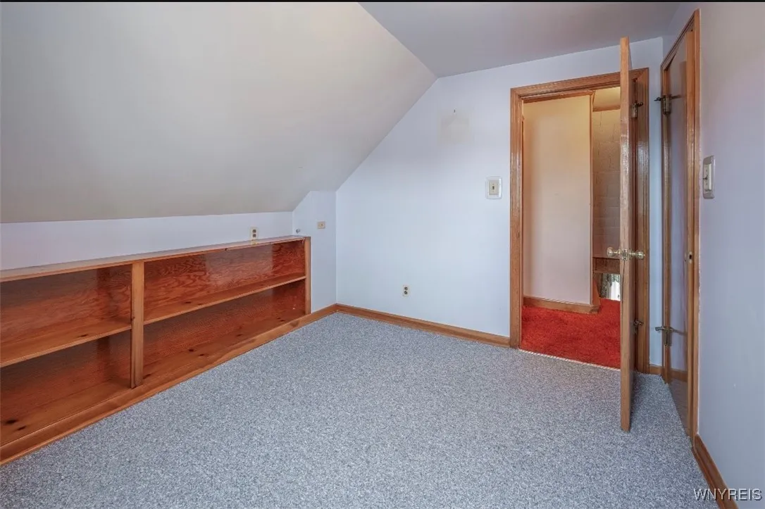 264 Lyndale Avenue, Tonawanda, New York 14223, Tonawanda, New York 14223, 4 Bedrooms Bedrooms, 9 Rooms Rooms,2 BathroomsBathrooms,Residential,For Sale,264 Lyndale Avenue, Tonawanda, New York 14223,B1619954