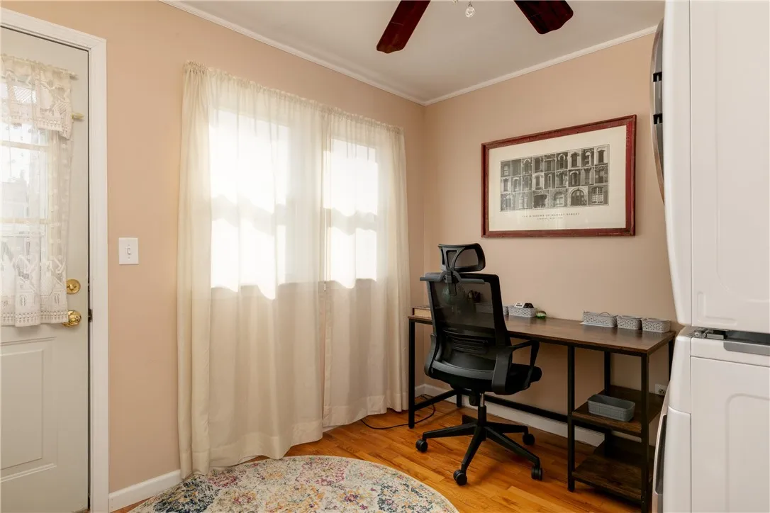 182 North Place, Corning City, New York 14830, Corning City, New York 14830, 4 Bedrooms Bedrooms, 7 Rooms Rooms,2 BathroomsBathrooms,Residential Lease,For Rent,182 North Place, Corning City, New York 14830,R1619851