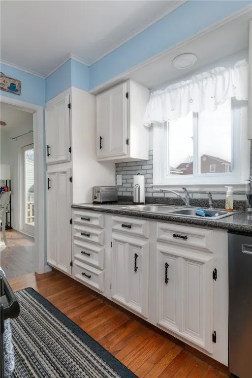 182 North Place, Corning City, New York 14830, Corning City, New York 14830, 4 Bedrooms Bedrooms, 7 Rooms Rooms,2 BathroomsBathrooms,Residential Lease,For Rent,182 North Place, Corning City, New York 14830,R1619851