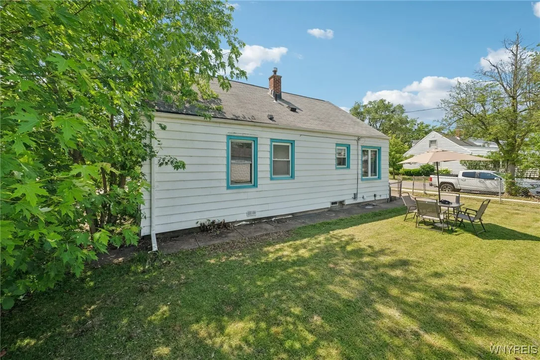 167 Somerville Avenue, Tonawanda, New York 14150, Tonawanda, New York 14150, 3 Bedrooms Bedrooms, 6 Rooms Rooms,1 BathroomBathrooms,Residential,For Sale,167 Somerville Avenue, Tonawanda, New York 14150,B1618261