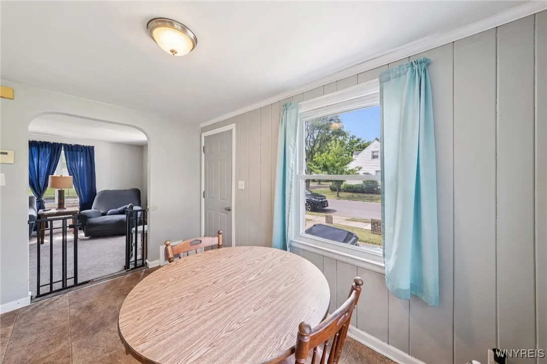 167 Somerville Avenue, Tonawanda, New York 14150, Tonawanda, New York 14150, 3 Bedrooms Bedrooms, 6 Rooms Rooms,1 BathroomBathrooms,Residential,For Sale,167 Somerville Avenue, Tonawanda, New York 14150,B1618261