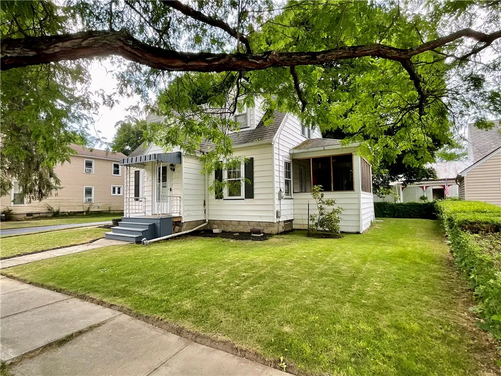 2 Washington Street, North Dansville, New York 144, North Dansville, New York 14437, 3 Bedrooms Bedrooms, 7 Rooms Rooms,1 BathroomBathrooms,Residential,For Sale,2 Washington Street, North Dansville, New York 144,R1618263